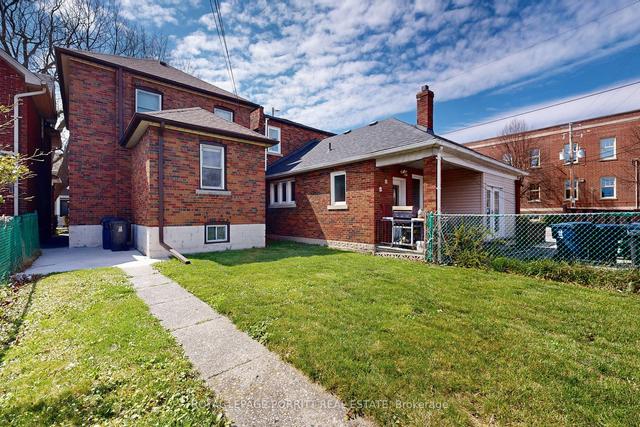 193 Sixth St, House detached with 4 bedrooms, 2 bathrooms and 1 parking in Toronto ON | Image 33