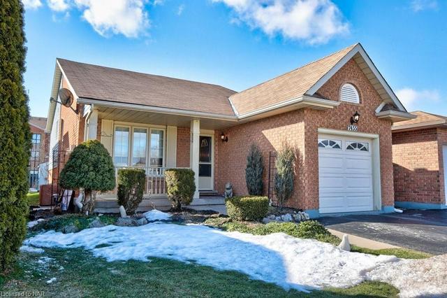 7455 Monastery Drive, House detached with 3 bedrooms, 2 bathrooms and null parking in Niagara Falls ON | Image 1
