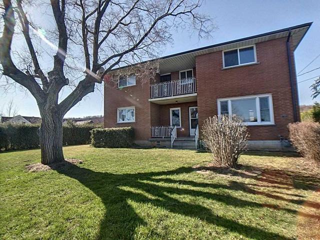 868 Hwy 8, House detached with 3 bedrooms, 2 bathrooms and 8 parking in Hamilton ON | Image 1