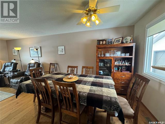 423 4th Avenue W, House detached with 4 bedrooms, 3 bathrooms and null parking in Biggar SK | Image 5