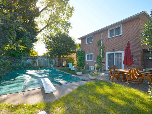 924 Fletcher Valley Cres, House detached with 4 bedrooms, 3 bathrooms and 6 parking in Mississauga ON | Image 30