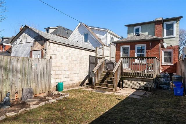 122 Province Street S, House detached with 3 bedrooms, 1 bathrooms and 1 parking in Hamilton ON | Image 34