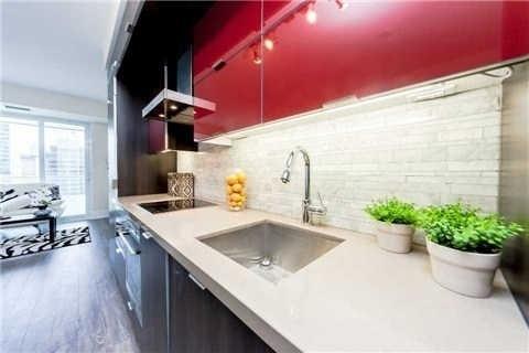 510 - 300 Front St W, Condo with 2 bedrooms, 2 bathrooms and 1 parking in Toronto ON | Image 9