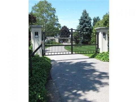 1242 Lakeshore Rd W, House detached with 4 bedrooms, 4 bathrooms and 8 parking in St. Catharines ON | Image 2