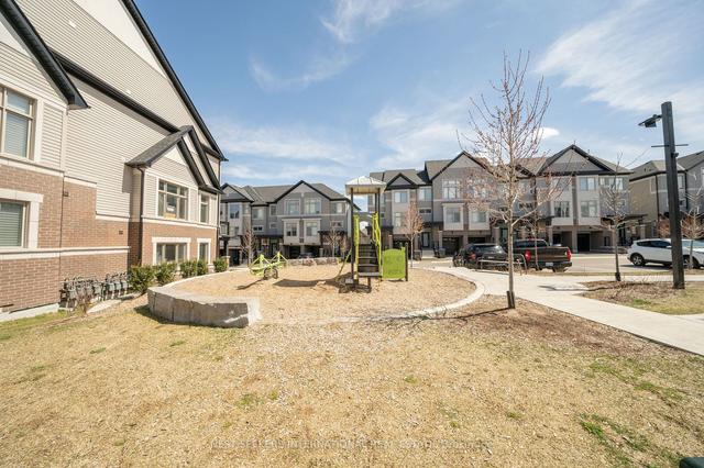 42 Totten Tr, Townhouse with 3 bedrooms, 3 bathrooms and 2 parking in New Tecumseth ON | Image 13