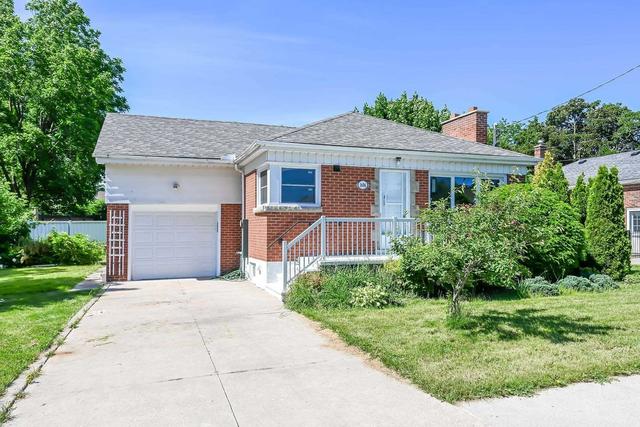 1606 Lucerne Ave E, House detached with 3 bedrooms, 3 bathrooms and 4 parking in Hamilton ON | Image 1