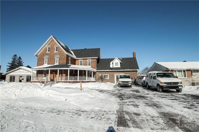 1215 Second Street W, House detached with 4 bedrooms, 3 bathrooms and 6 parking in Cornwall ON | Image 25