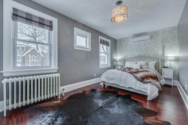 17 Avion Ave, House semidetached with 3 bedrooms, 2 bathrooms and 2 parking in Toronto ON | Image 8