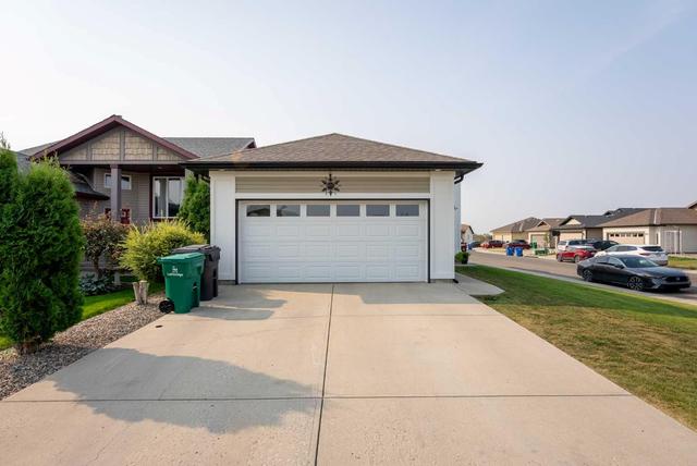 76 Jessie Robinson Close N, House detached with 4 bedrooms, 3 bathrooms and 4 parking in Lethbridge AB | Image 46