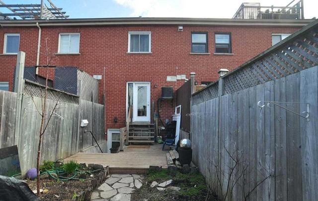 80 Osler St, House attached with 3 bedrooms, 3 bathrooms and 1 parking in Toronto ON | Image 16