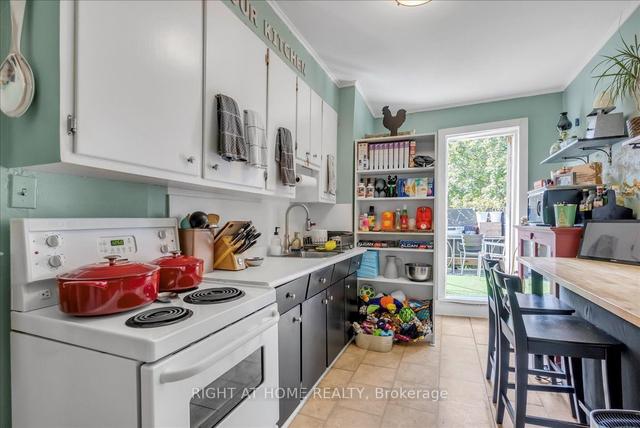 110 Donlands Ave S, Home with 2 bedrooms, 2 bathrooms and 2 parking in Toronto ON | Image 11
