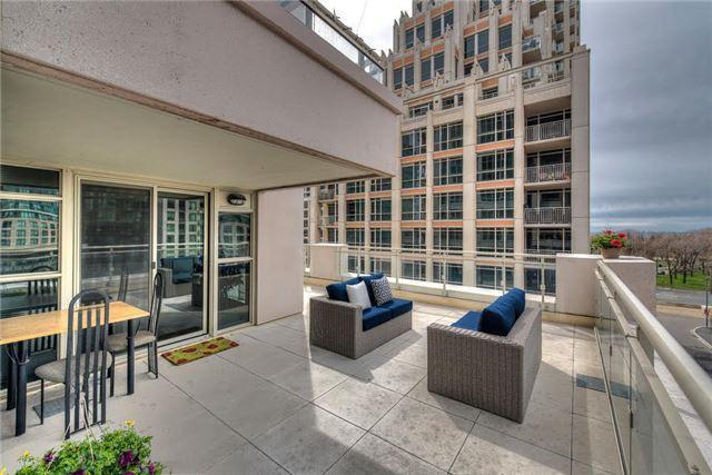 809 - 35 Bastion St, Condo with 2 bedrooms, 2 bathrooms and 2 parking in Toronto ON | Image 4