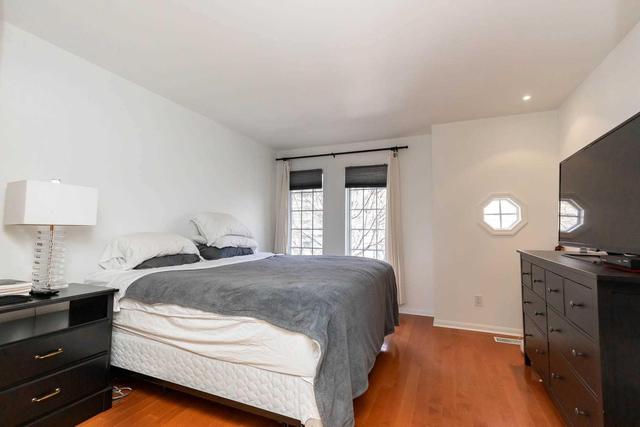23 Niagara St, Townhouse with 3 bedrooms, 3 bathrooms and 1 parking in Toronto ON | Image 8