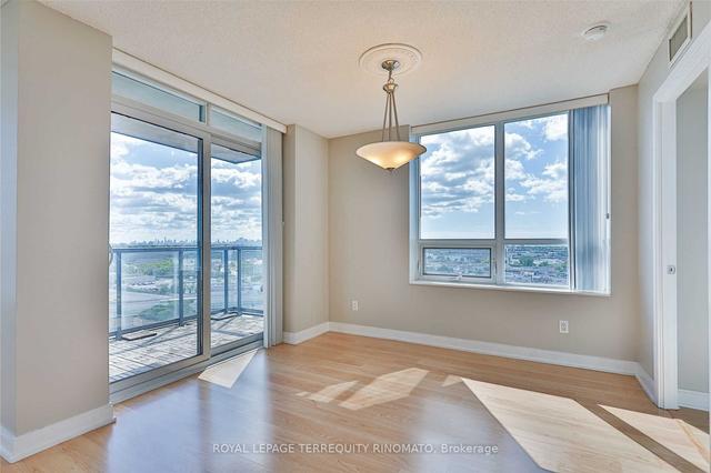 1133 - 35 Viking Lane, Condo with 2 bedrooms, 2 bathrooms and 1 parking in Toronto ON | Image 2
