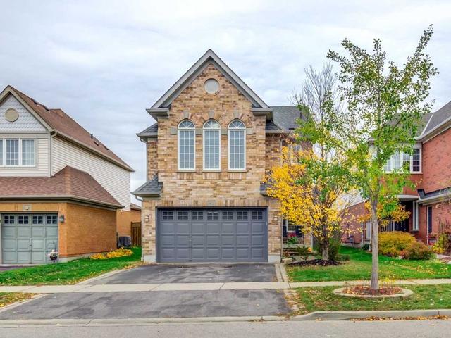 41 Tweedie Cres, House detached with 4 bedrooms, 3 bathrooms and 5 parking in Whitby ON | Image 1