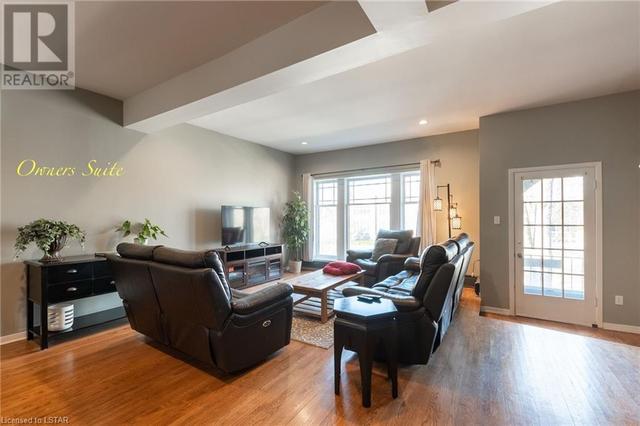 512 - 514 Waterloo Street, House other with 6 bedrooms, 5 bathrooms and 5 parking in London ON | Image 6