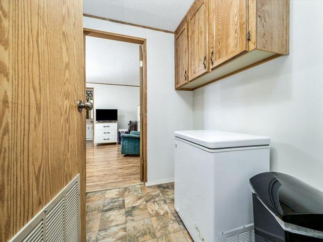 66 - 2715 Westside Drive W, Home with 3 bedrooms, 2 bathrooms and 2 parking in Lethbridge AB | Image 20