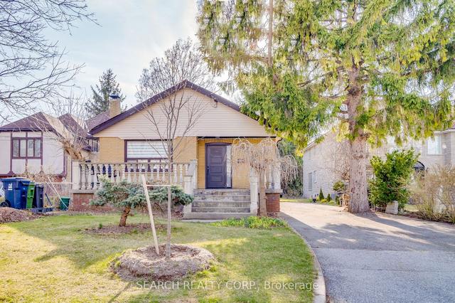 324 Morrish Rd, House detached with 3 bedrooms, 2 bathrooms and 4 parking in Toronto ON | Image 1