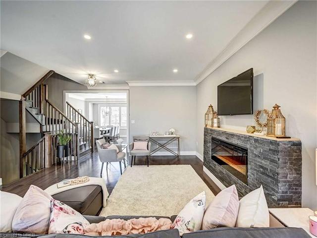 51 Vaudeville Street, House semidetached with 3 bedrooms, 2 bathrooms and 3 parking in Toronto ON | Image 9