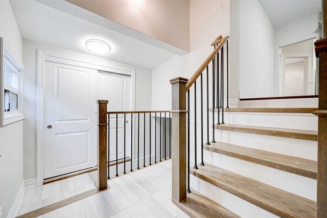 173 Wallace Ave, House semidetached with 4 bedrooms, 4 bathrooms and 0 parking in Toronto ON | Image 6