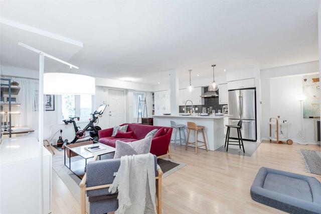 608 - 12 Sudbury St, Townhouse with 2 bedrooms, 2 bathrooms and 1 parking in Toronto ON | Image 9