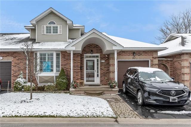 82 Twentyplace Blvd, Townhouse with 3 bedrooms, 3 bathrooms and 2 parking in Hamilton ON | Image 1