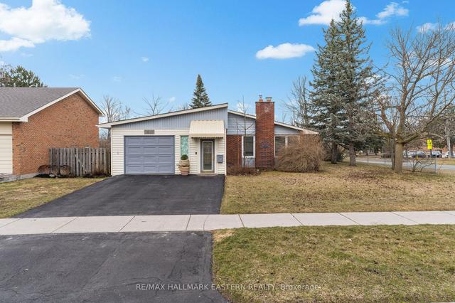 1631 Westbrook Dr, House detached with 3 bedrooms, 2 bathrooms and 3 parking in Peterborough ON | Image 1