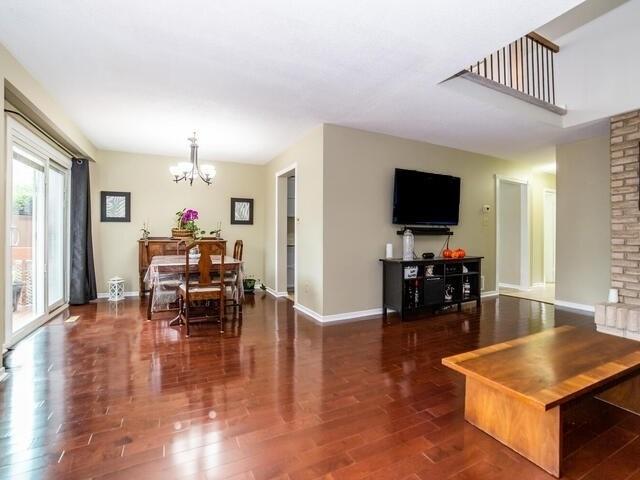 1255 Canborough Cres, House semidetached with 3 bedrooms, 3 bathrooms and 4 parking in Pickering ON | Image 35
