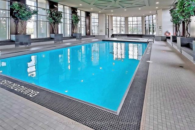 2108 - 388 Prince Of Wales Dr, Condo with 2 bedrooms, 2 bathrooms and 2 parking in Mississauga ON | Image 10