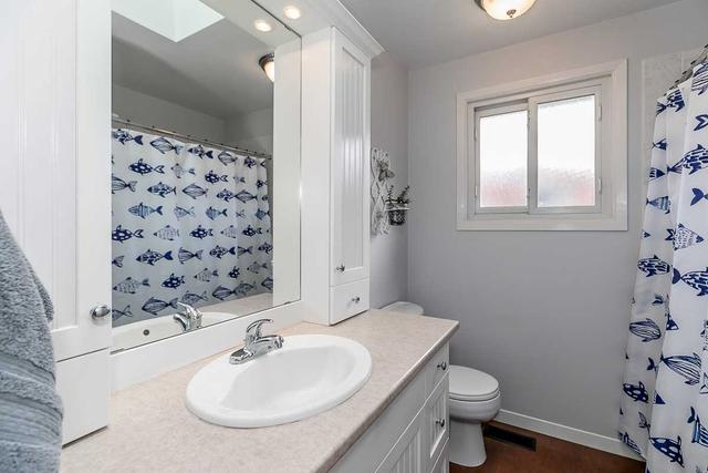 225 Rose St, House detached with 3 bedrooms, 2 bathrooms and 3 parking in Barrie ON | Image 18