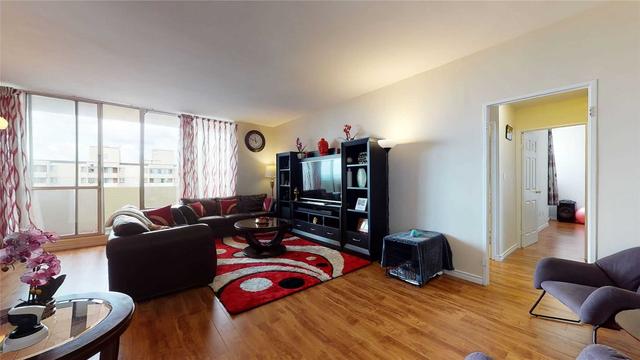 ph04 - 5 Massey Sq, Condo with 2 bedrooms, 1 bathrooms and 0 parking in Toronto ON | Image 11