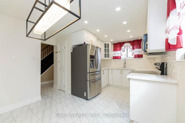 66 Lexington Ave, House detached with 5 bedrooms, 3 bathrooms and 4 parking in Toronto ON | Image 40