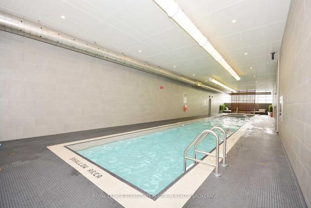 3901 - 15 Iceboat Terr, Condo with 1 bedrooms, 1 bathrooms and 0 parking in Toronto ON | Image 24