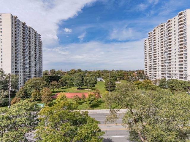 602 - 315 Dixon Rd, Condo with 3 bedrooms, 2 bathrooms and 1 parking in Toronto ON | Image 22
