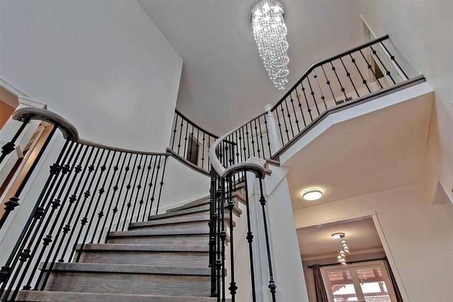 4 Settler Crt, House detached with 4 bedrooms, 4 bathrooms and 5 parking in Brampton ON | Image 37