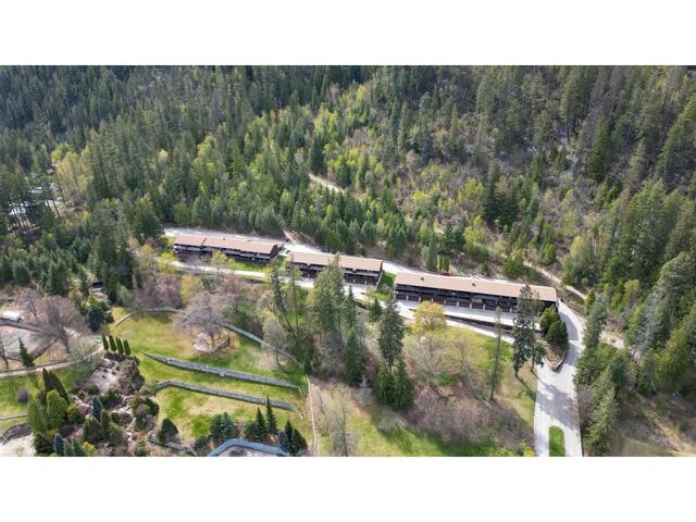 1 - 1691 Highway 3a, Condo with 1 bedrooms, 1 bathrooms and 1 parking in Central Kootenay F BC | Image 36