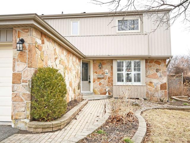 54 Madelaine Cres, House detached with 4 bedrooms, 4 bathrooms and 8 parking in Brampton ON | Image 34