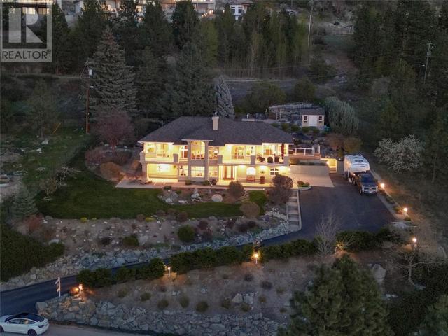 2820 Arawana Road, House detached with 4 bedrooms, 3 bathrooms and 2 parking in Okanagan Similkameen E BC | Image 70