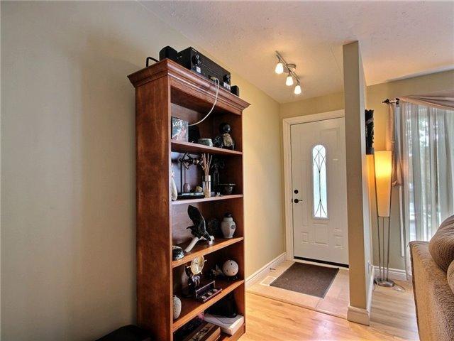 856 Tavistock Rd, House semidetached with 3 bedrooms, 2 bathrooms and 2 parking in Ottawa ON | Image 8