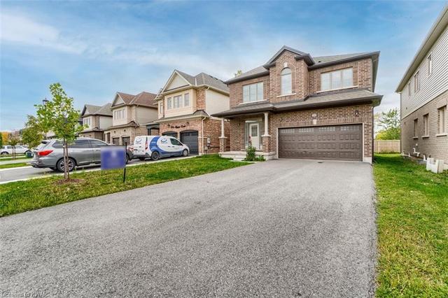 7600 Marpin Court, House detached with 4 bedrooms, 2 bathrooms and 6 parking in Niagara Falls ON | Image 3