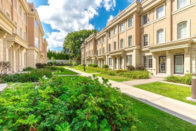 4 - 50 Hargrave Lane, Townhouse with 3 bedrooms, 3 bathrooms and 1 parking in Toronto ON | Image 2