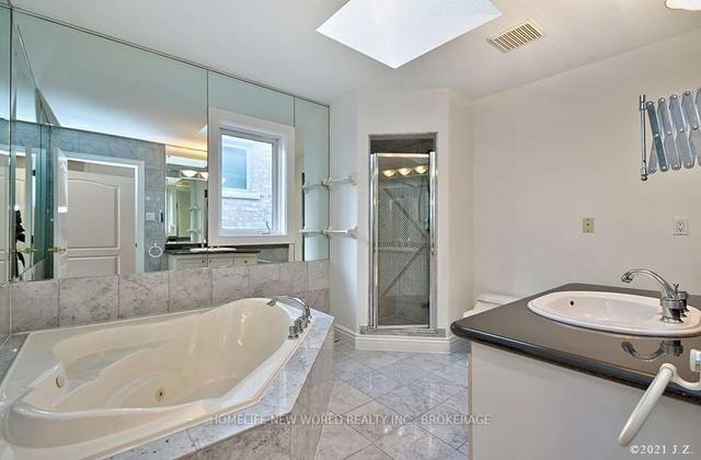298 Mckee Ave, House detached with 4 bedrooms, 4 bathrooms and 2 parking in Toronto ON | Image 14