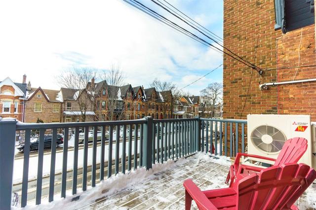 unit 2 - 237 Shaw St, Home with 3 bedrooms, 1 bathrooms and 1 parking in Toronto ON | Image 22