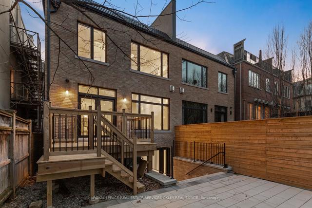 81a Oriole Rd, House semidetached with 4 bedrooms, 6 bathrooms and 4.5 parking in Toronto ON | Image 27