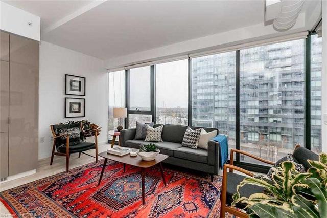 402 - 170 Bayview Ave, Condo with 2 bedrooms, 1 bathrooms and 1 parking in Toronto ON | Image 7
