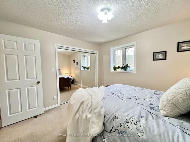 537 Old Madoc Rd, House detached with 3 bedrooms, 4 bathrooms and 8 parking in Belleville ON | Image 11