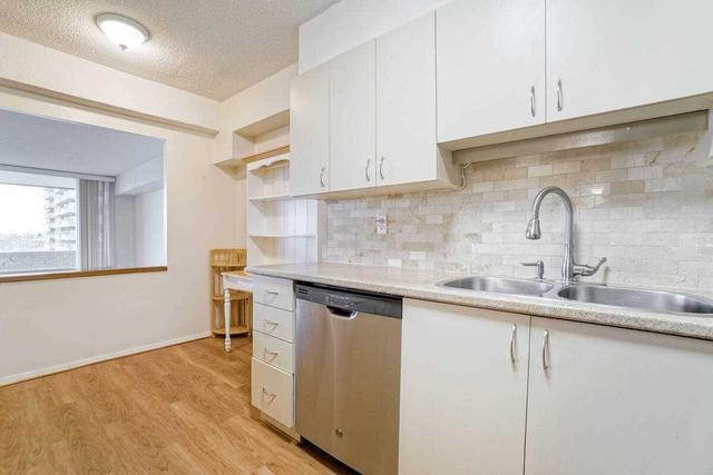 1509 - 260 Scarlett Rd, Condo with 2 bedrooms, 1 bathrooms and 1 parking in Toronto ON | Image 21