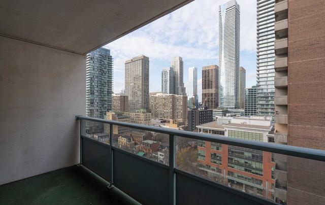 1809 - 30 Gloucester St, Condo with 1 bedrooms, 1 bathrooms and 1 parking in Toronto ON | Image 7