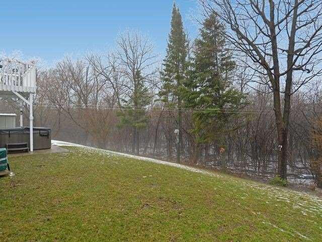 10 Cedartree Lane, House detached with 2 bedrooms, 2 bathrooms and 4 parking in Kawartha Lakes ON | Image 18