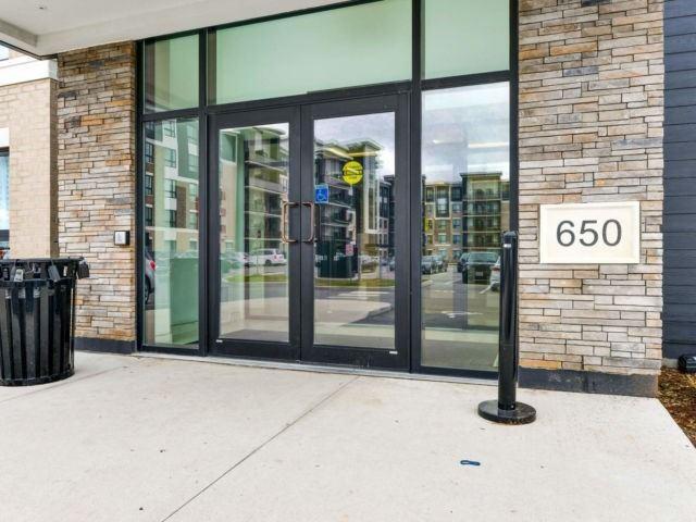 415 - 650 Sauve St, Condo with 2 bedrooms, 2 bathrooms and 1 parking in Milton ON | Image 1